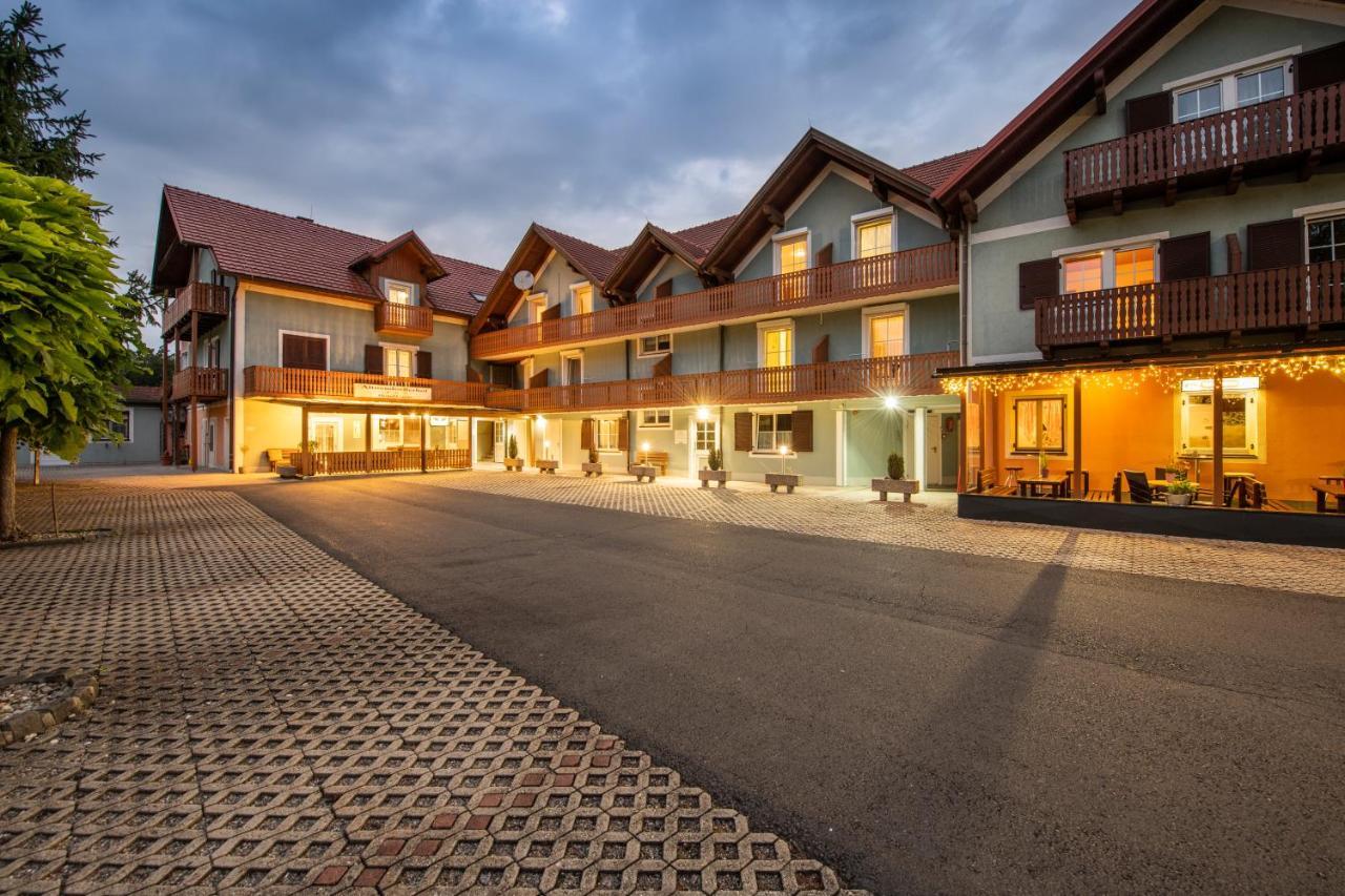 Hotel Altneudoerflerhof Bad Radkersburg Exterior foto